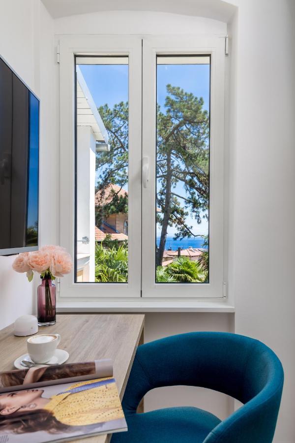 Ola Ii Luxury Apartment *
