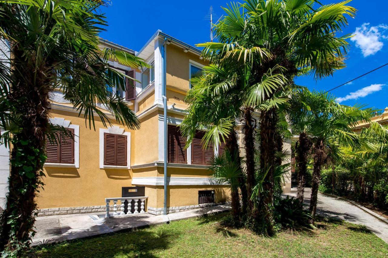 Ola Ii Luxury Apartma